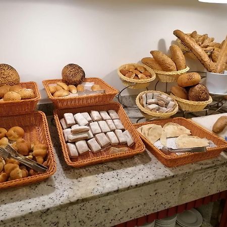 Hotel Apartments Villaggio Dei Fiori 4 Stars Luxury - Great Family Resort - Pet Friendly - With Hypermarket - Delivery Restaurant-Pizzeria - Room Breakfast With Supplement - Ultra Fast Wi-Fi - Play Area For Children - Olympic Swimming Pool - Parking Καόρλε Εξωτερικό φωτογραφία
