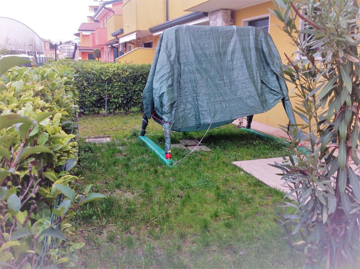 Hotel Apartments Villaggio Dei Fiori 4 Stars Luxury - Great Family Resort - Pet Friendly - With Hypermarket - Delivery Restaurant-Pizzeria - Room Breakfast With Supplement - Ultra Fast Wi-Fi - Play Area For Children - Olympic Swimming Pool - Parking Καόρλε Εξωτερικό φωτογραφία