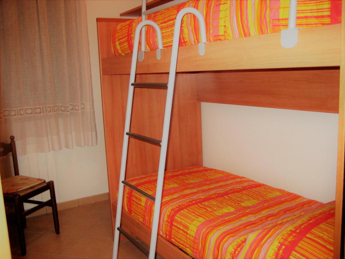 Hotel Apartments Villaggio Dei Fiori 4 Stars Luxury - Great Family Resort - Pet Friendly - With Hypermarket - Delivery Restaurant-Pizzeria - Room Breakfast With Supplement - Ultra Fast Wi-Fi - Play Area For Children - Olympic Swimming Pool - Parking Καόρλε Εξωτερικό φωτογραφία